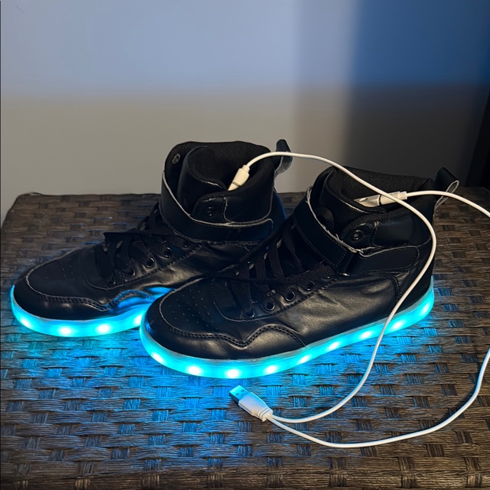 Boys Black LED Light-Up Sneakers